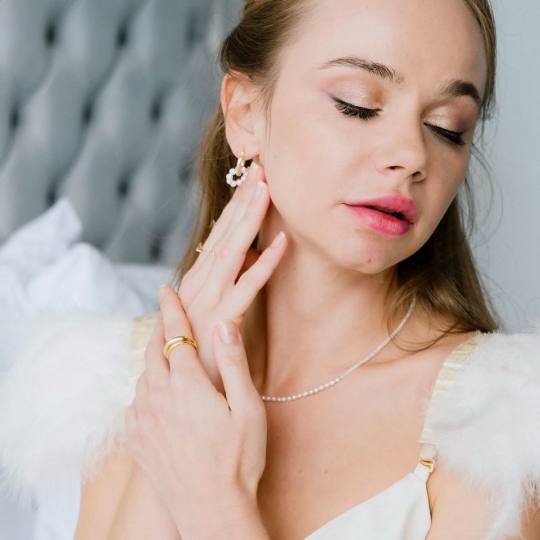 Pudra beauty & cosmetics bar #beograd Svečane i frizure za svadbu Frizura za venčanje + šminka za