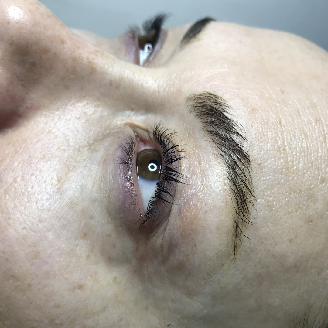 Lash lift + keratin - Studio Moldovan, Beograd Trepavice Lice Trepavice, Beograd, Zemun Centar
