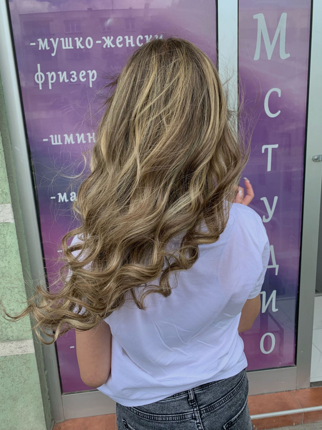 Pramenovi na foliju + preliv + feniranje na ravno / lokne - duga kosa - M Studio 0303, Novi Sad Pramenovi Frizerski saloni Pramenovi, Novi Sad, Sajmište, Detelinara, Banatić