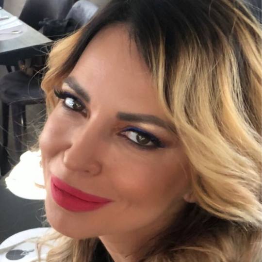 Bibi beauty centar #beograd Make-up / šminkanje Profesionalno šminkanje + veštačke trepavice + s