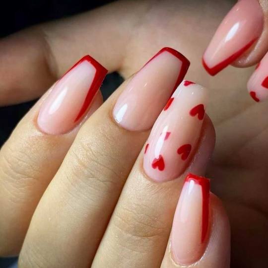 Salon Celebrity Lauren #beograd Ojačavanje noktiju Korekcija ojačavanja noktiju gelom - M dužina 