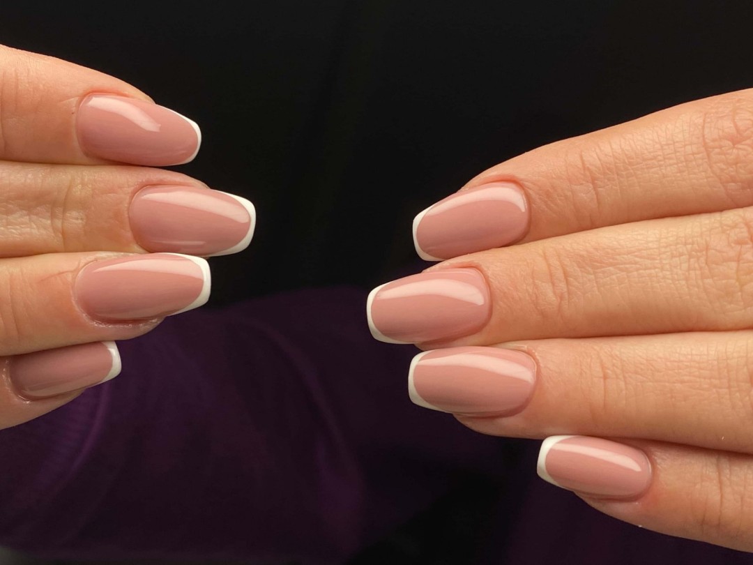 Imperija beauty centar MS #beograd Ojačavanje noktiju Ojačavanje noktiju rubber bazom