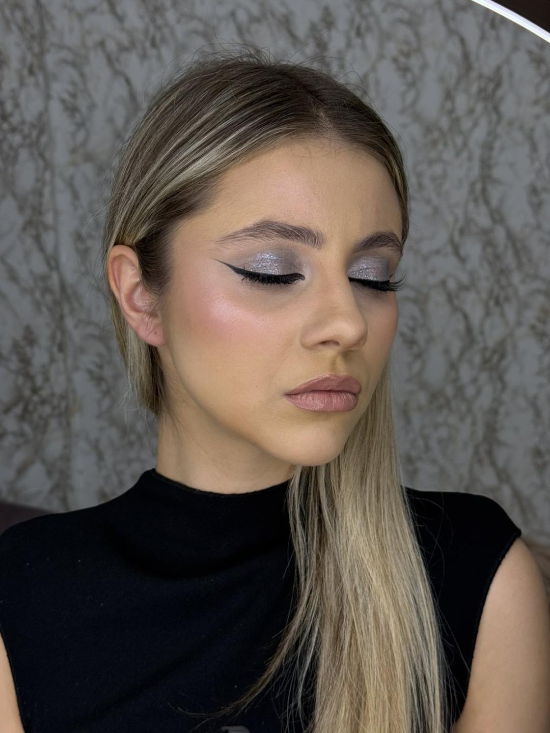 Makeup by Svetlana Knežević #novisad Make-up / šminkanje Profesionalno šminkanje + veštačke trepavice