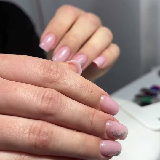 Vidiv #novisad Manikir Paket - S / M dužina noktiju, gel lak / Комплекс Короткие н