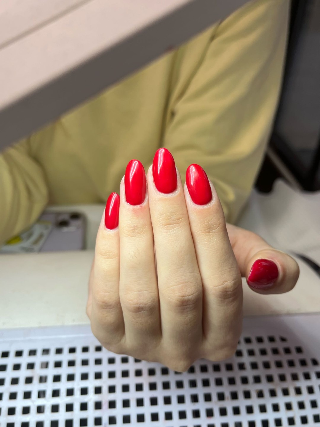 Glow studio #beograd Izlivanje noktiju Izlivanje noktiju gelom - M dužina