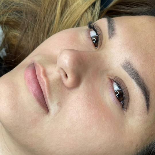 Miss Princess Make up #beograd Nadogradnja trepavica Nadogradnja svilenih trepavica - 1 na 1