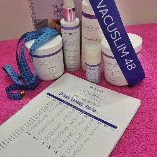 Blush Beauty Studio #beograd Izlivanje noktiju Izlivanje noktiju gelom + gel u boji - S dužina