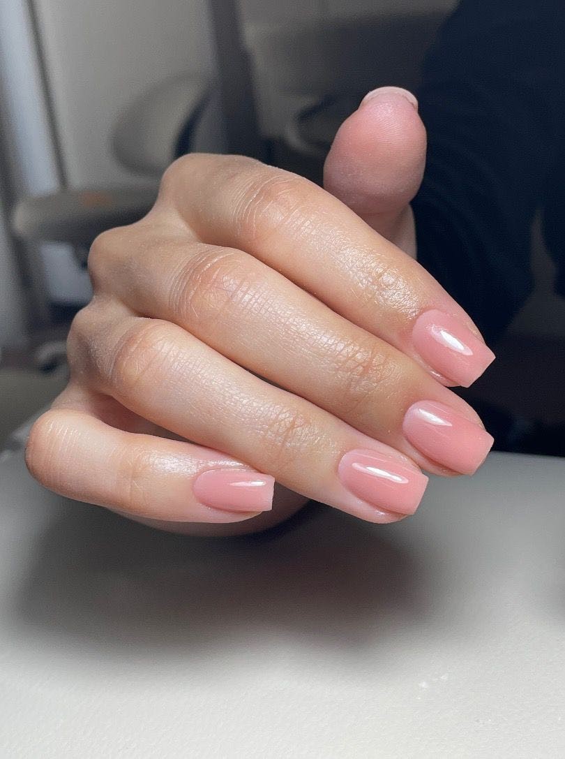 Vida art #beograd Estetski pedikir Ruski manikir + gel lak