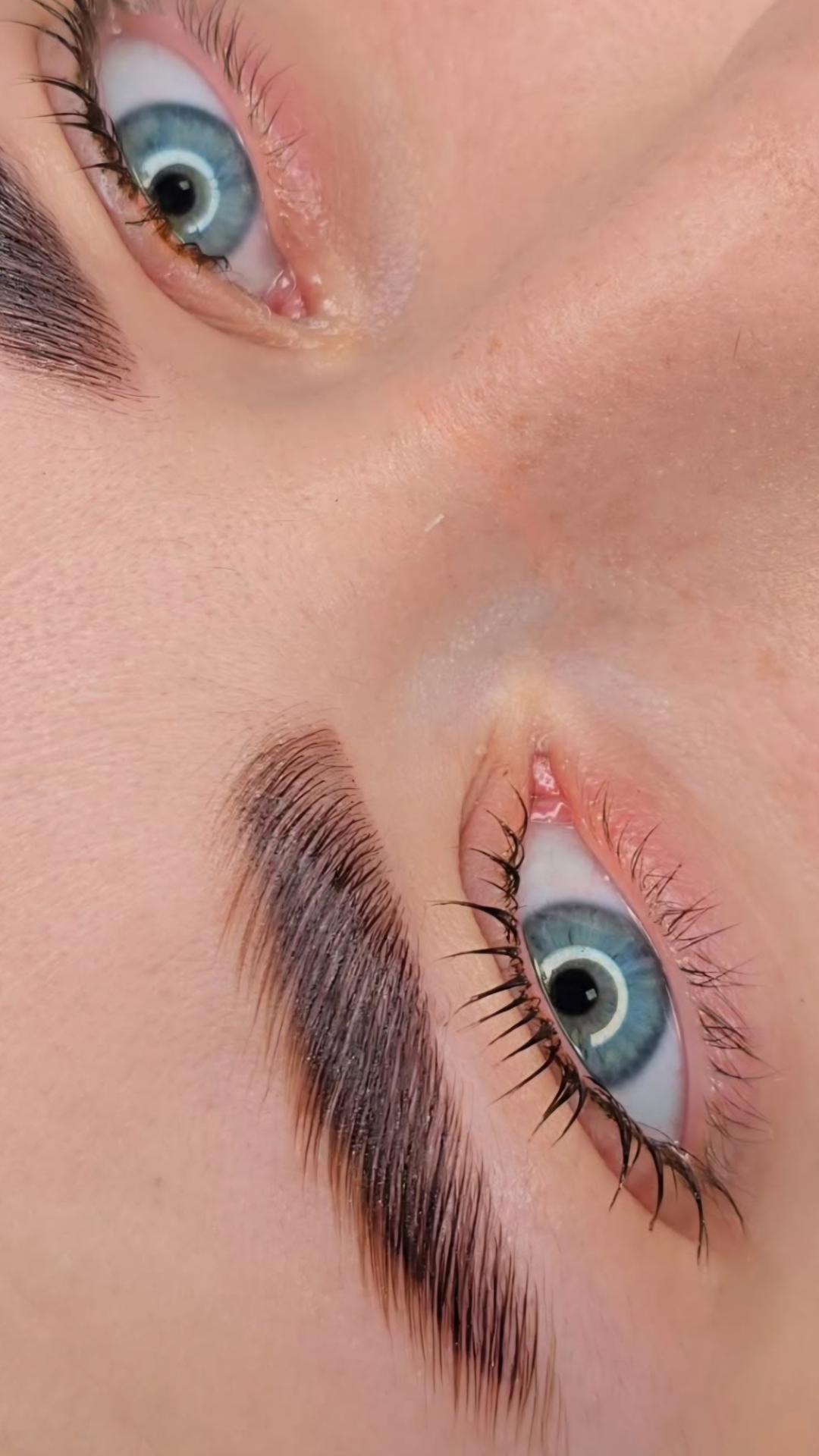 Brow lift + lash lift + farbanje obrva i trepavica - Esthetique Privé, Beograd Obrve Lice Obrve, Beograd, Centar, Stari grad, Dorćol