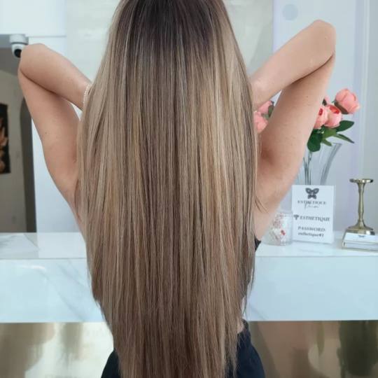 Esthetique Privé #beograd Pramenovi GOLDWELL Pramenovi + preliv + feniranje - duga kosa