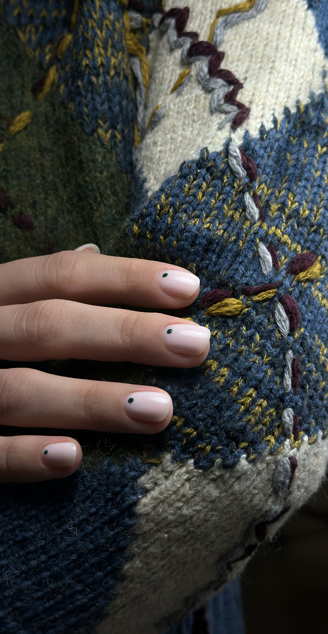 Lui beauty concept #beograd Manikir Manikir + gel lak - S dužina