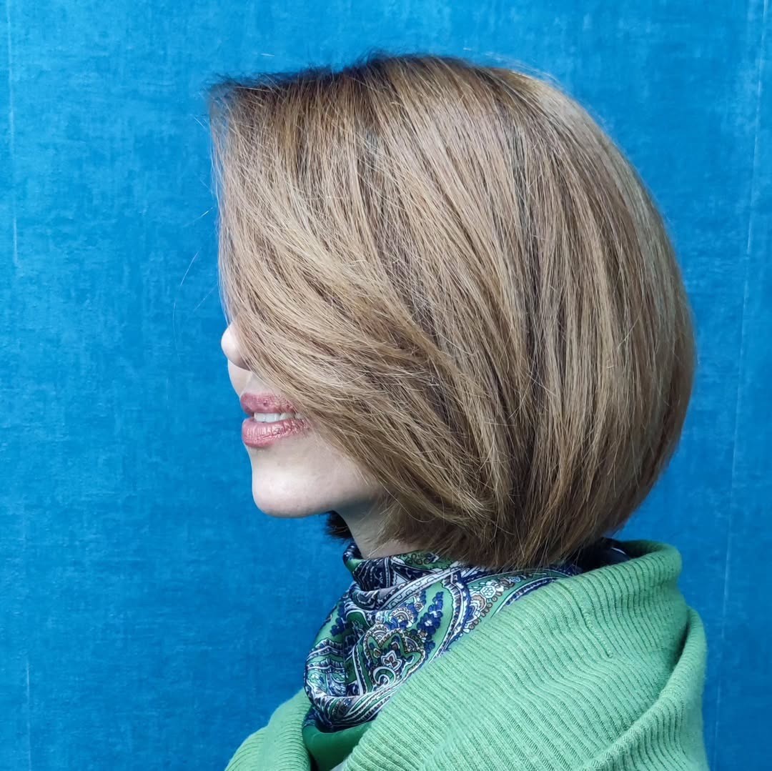 Jelena Janković #beograd Žensko šišanje Žensko šišanje sa feniranjem - SREDNJA (dužina do ramena)