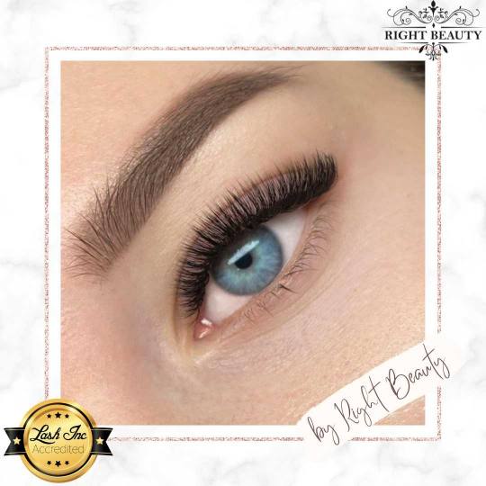 Right Beauty #beograd Nadogradnja trepavica Nadogradnja trepavica - ruski volumen 5D - 8D