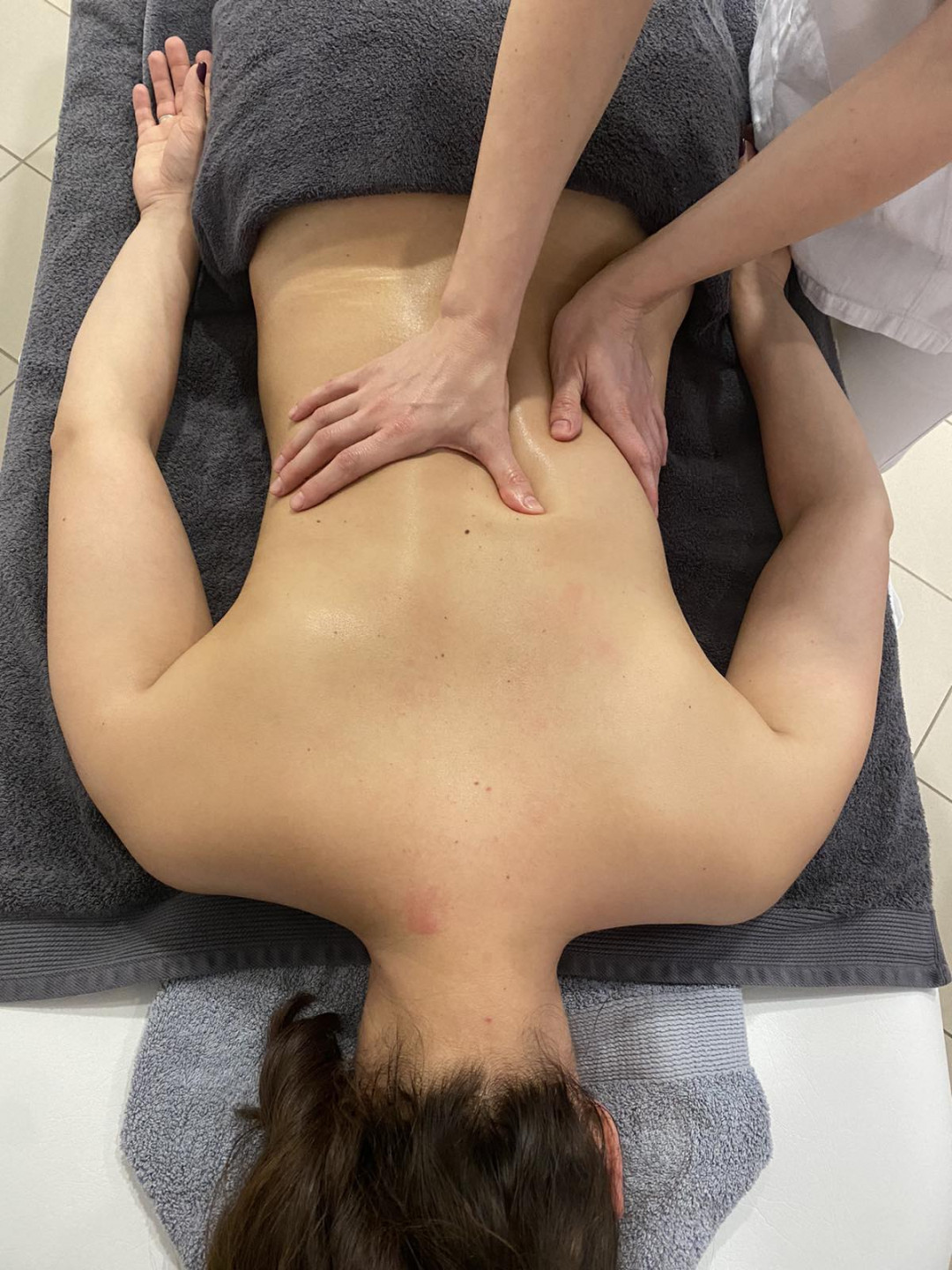 Nevena beauty centar #beograd Masaža za opuštanje / relax / antistres Parcijalna masaža