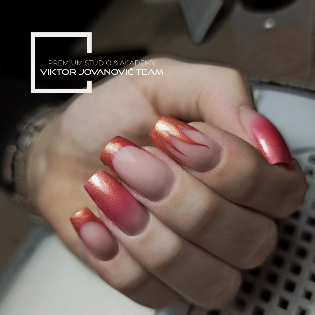 Korekcija noktiju - S velicina - BEAUTY CENTER Viktor Jovanović, Subotica Izlivanje noktiju Nokti Izlivanje noktiju, Subotica, Centar