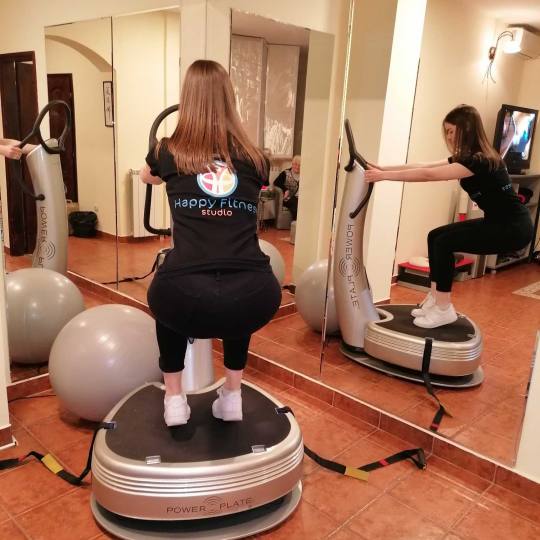 Happy Fitness Studio #beograd Fitness Lični trening na Power Plate-u, uz savete o ishrani, daje naj