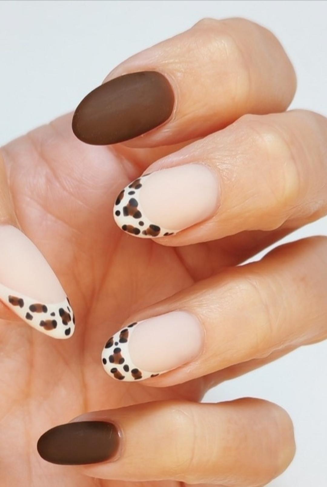 Nastja beauty studio #beograd Manikir Manikir + ojačavanje prirodnih noktiju gelom