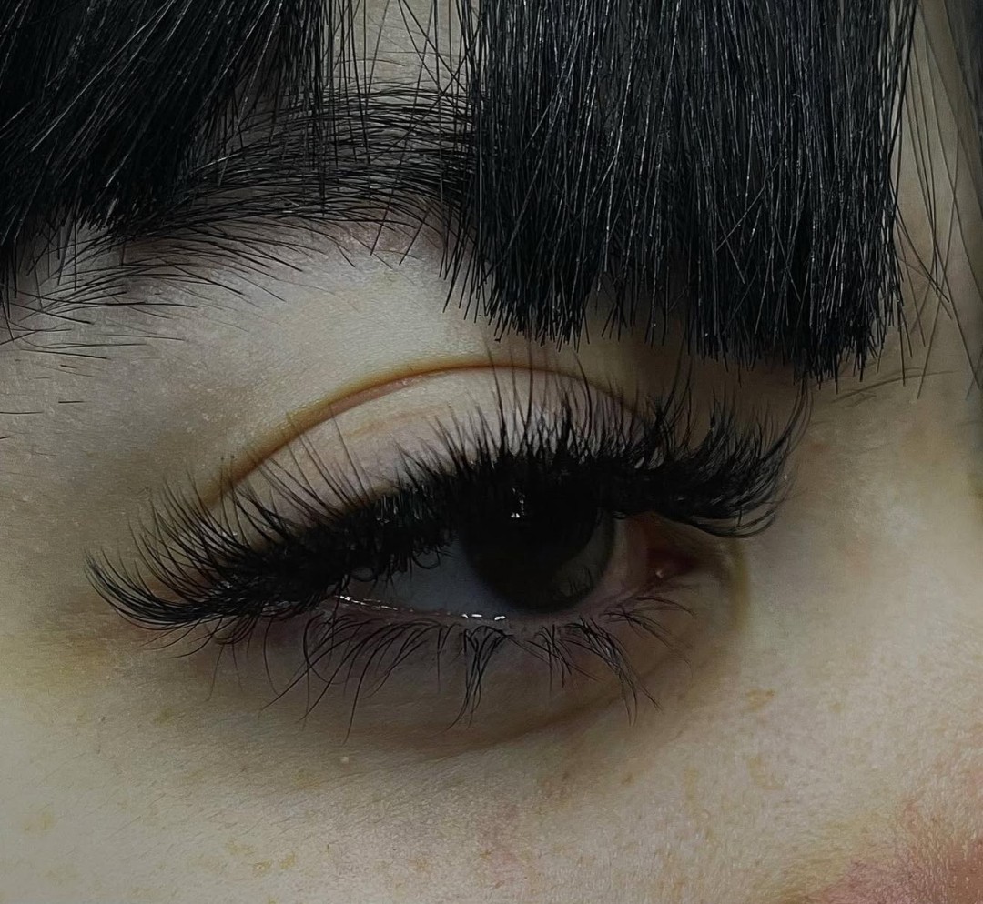 Mega Sun - Rakovica #beograd Nadogradnja trepavica Nadogradnja svilenih trepavica - mix metoda