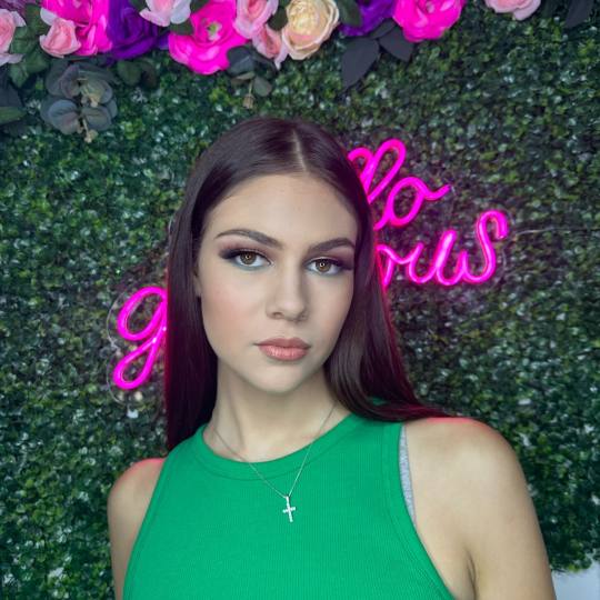 Princess beauty #nis Make-up / šminkanje Profesionalno šminkanje + veštačke trepavice