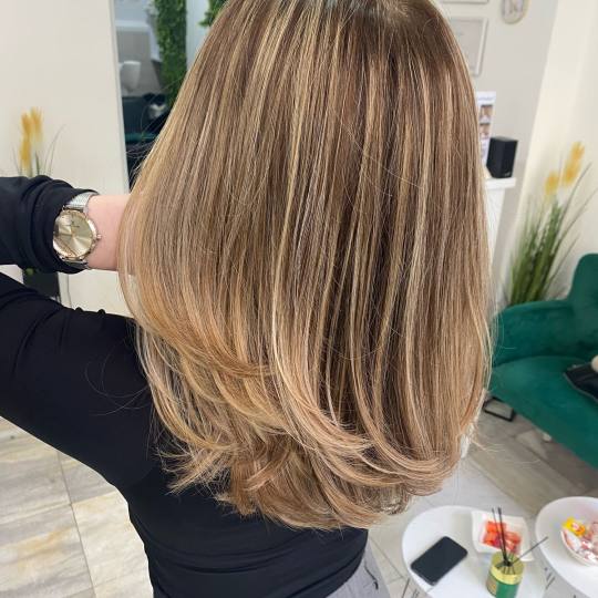 Atelje Glossy Hair #beograd Ombre, sombre, balayage Balayage - kosa srednje dužine / duga kosa