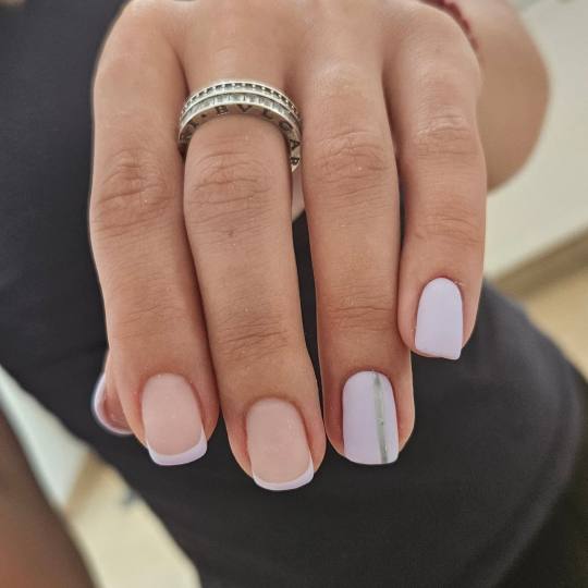 Beauty centar by Alex R #novisad Ojačavanje noktiju Ojačavanje prirodnih noktiju gelom + trajni la