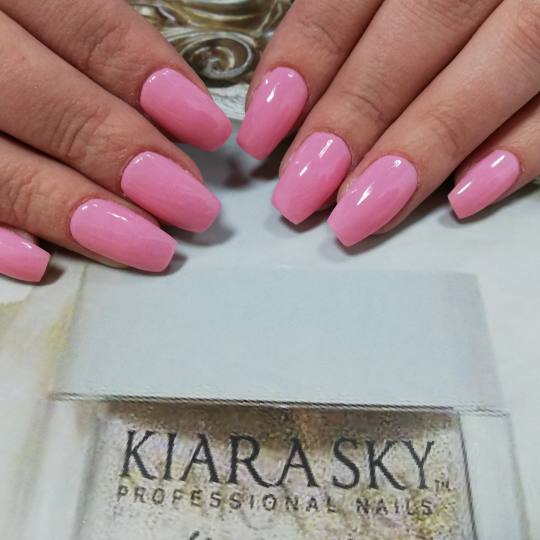 Be YOU tiful #novisad Ojačavanje noktiju Ojačavanje prirodnih noktiju Dipping powder tehnikom Kiar
