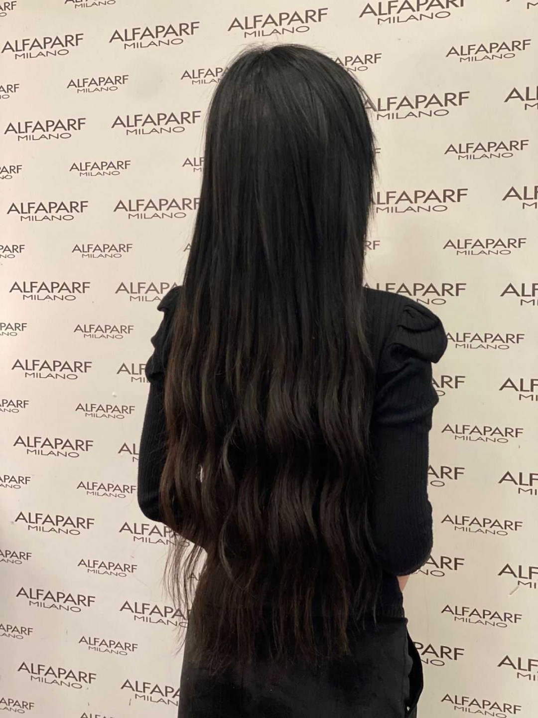 Alfaparf Studio Ada Mall #beograd Nadogradnja kose Nadogradnja kose keratinom / mikroring tehnikom - po pramenu