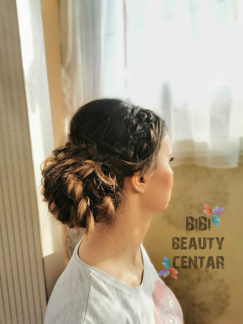 Bibi beauty centar #beograd Make-up / šminkanje Profesionalno šminkanje + veštačke trepavice + svečana frizura