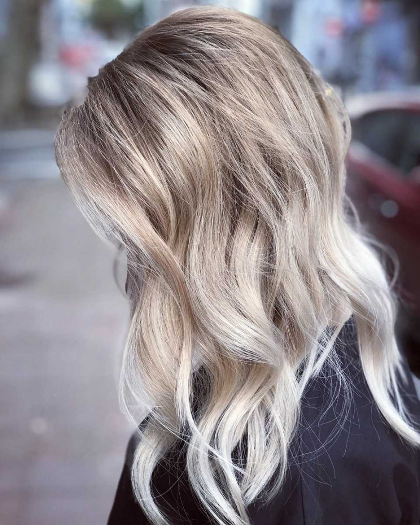 Balayage - kosa srednje dužine - Headroom, Beograd Ombre, sombre, balayage Frizerski saloni Ombre, sombre, balayage, Beograd, Centar, Stari grad, Dorćol