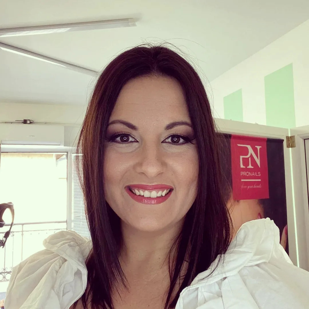 Albina Unisex Studio Lepote #temerin Make-up / šminkanje Profesionalno šminkanje + veštačke trepavice