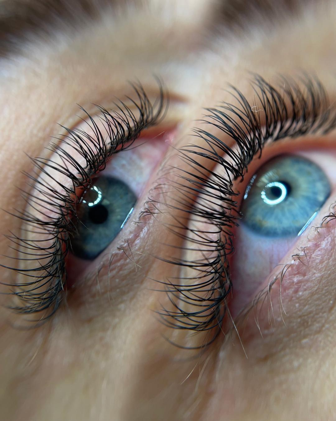 Nadogradnja svilenih trepavica - 1 na 1 - Mask, Beograd Nadogradnja trepavica Lice Nadogradnja trepavica, Beograd, Žarkovo, Cerak, Bele vode