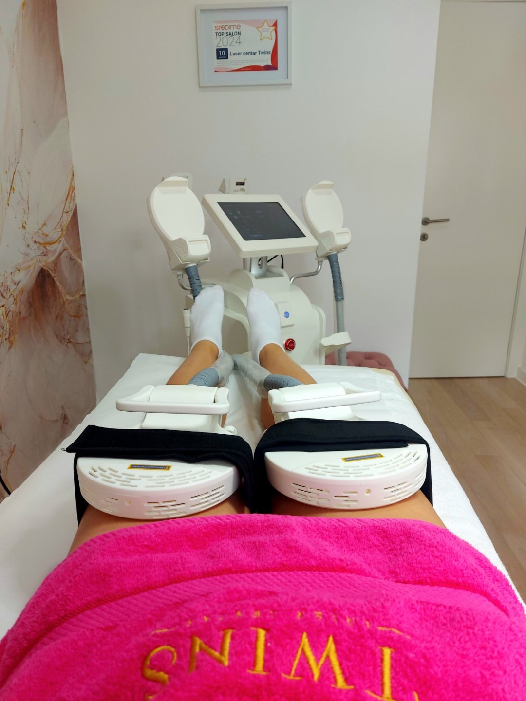 Laser centar Twins #beograd Elektrostimulacija mišića Tesla body former - 1 regija