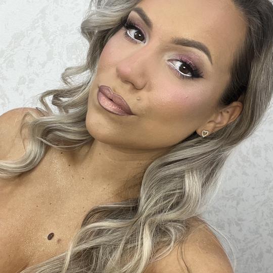 Artist Alex Studio #nis Make-up / šminkanje Profesionalno šminkanje + veštačke trepavice