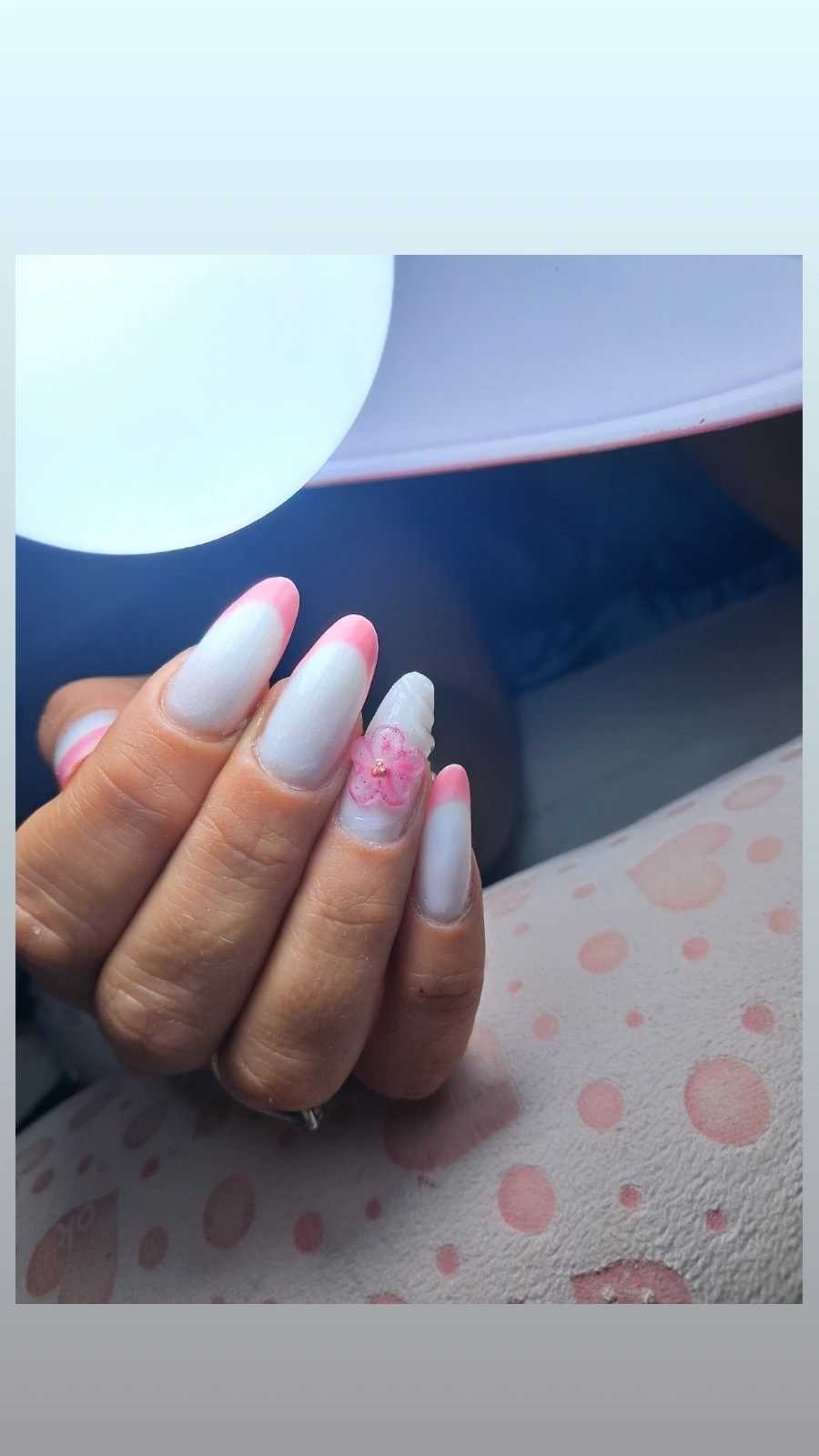 Beauty Team J&S 037 #krusevac Izlivanje noktiju Izlivanje noktiju gelom - M dužina