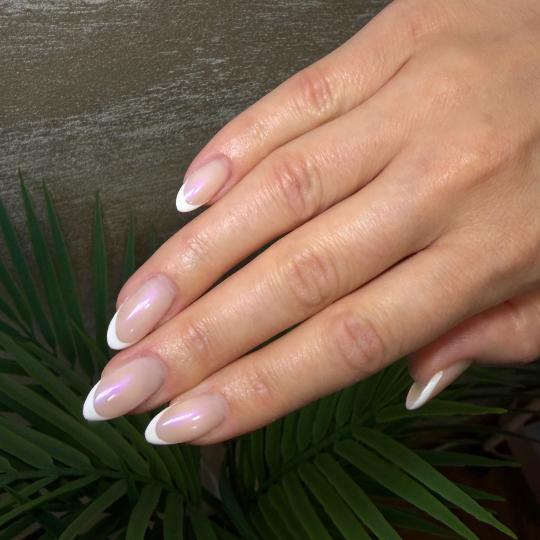 Beauty room Zvezdara #beograd Lakiranje noktiju French - dodatak uz uslugu