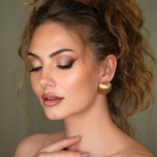 Ivana Vit #beograd Make-up / šminkanje Profesionalno šminkanje - glam šminka Glamurozna šminka z