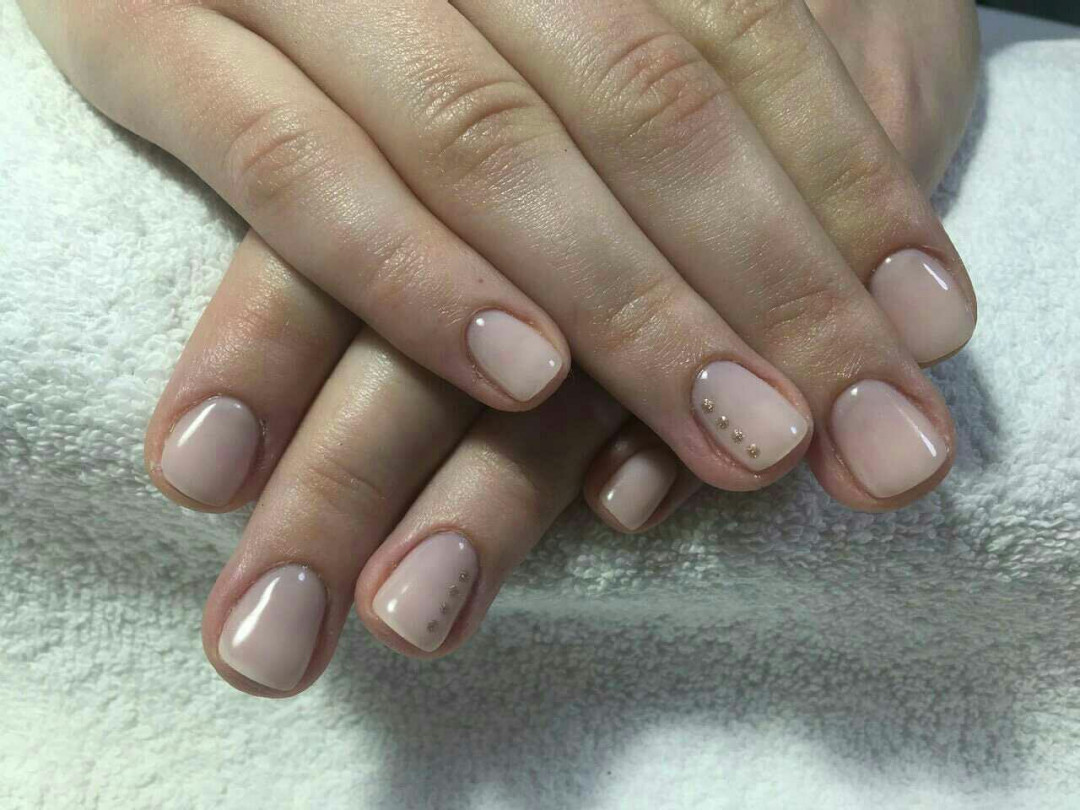 Look at me #beograd Manikir Manikir + gel lak CND Creative Play