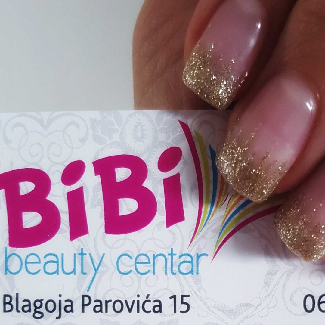 Bibi beauty centar #beograd Nadogradnja noktiju Nadogradnja noktiju tipsama