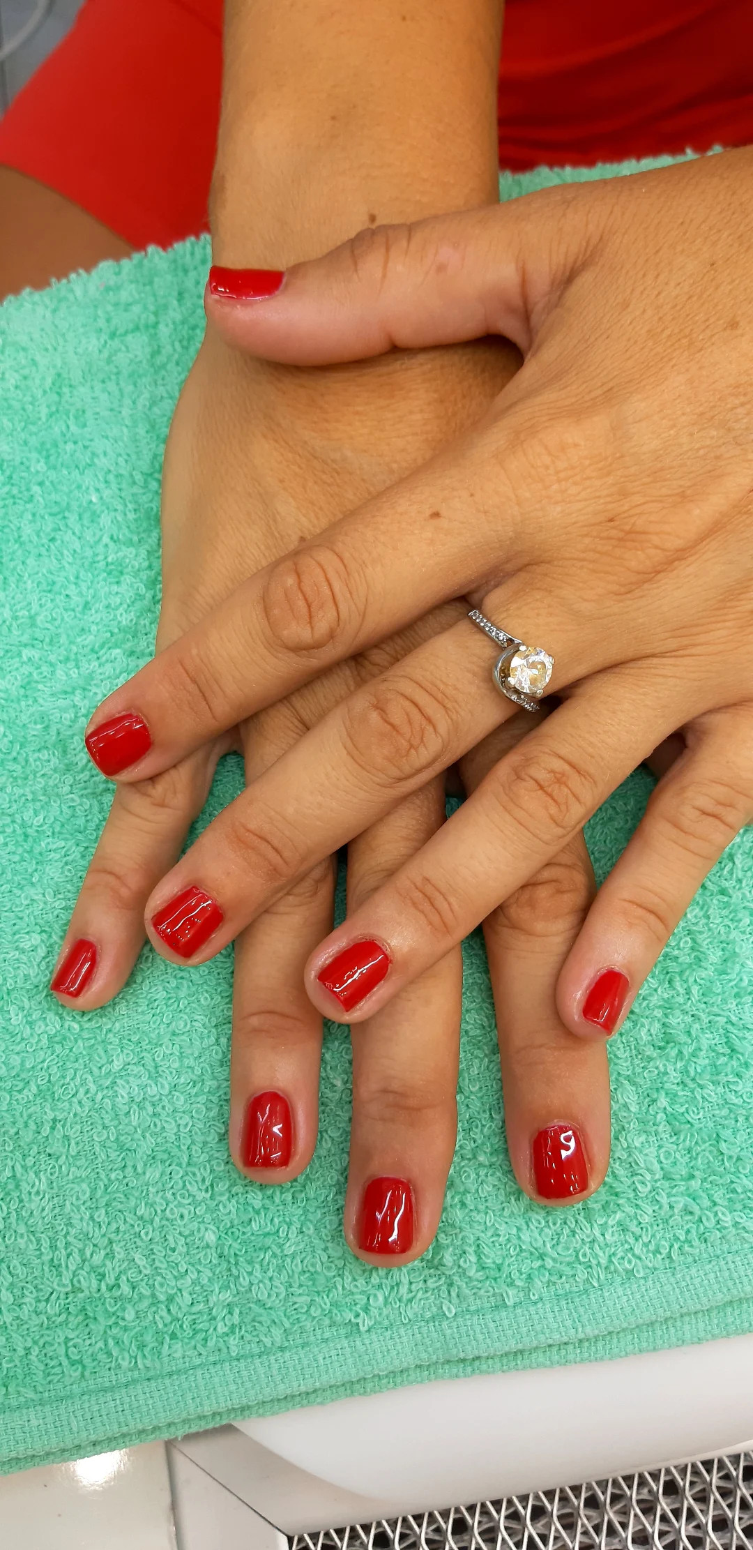 Albina Unisex Studio Lepote #temerin Gel lak Gel lak, ruber baza- ruke i mini manikir (bez skidanja tuđeg materijala)