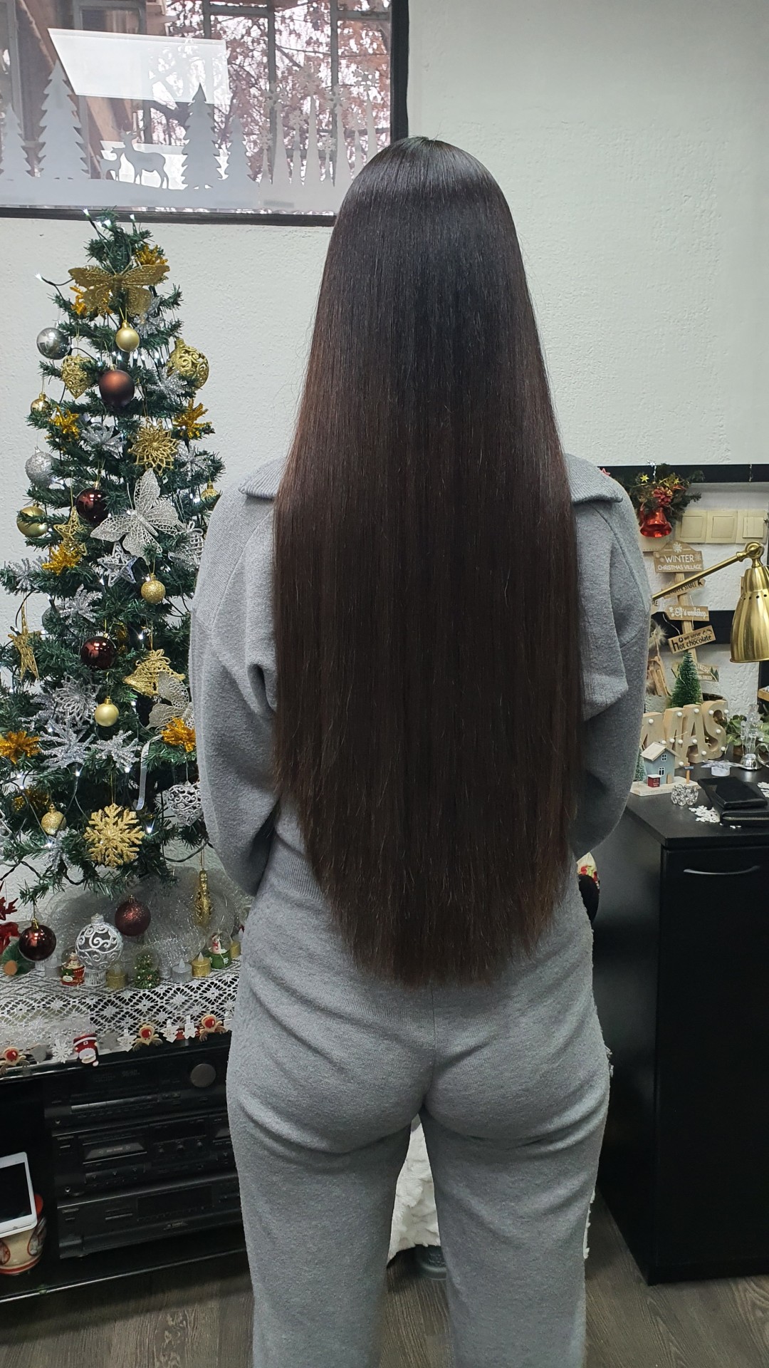 Žensko šišanje + feniranje - duga kosa - Fancy L.V., Beograd Žensko šišanje Frizerski saloni Žensko šišanje, Beograd, Centar, Stari grad, Dorćol