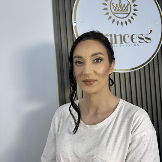 Princess beauty #nis Make-up / šminkanje Profesionalno šminkanje + veštačke trepavice