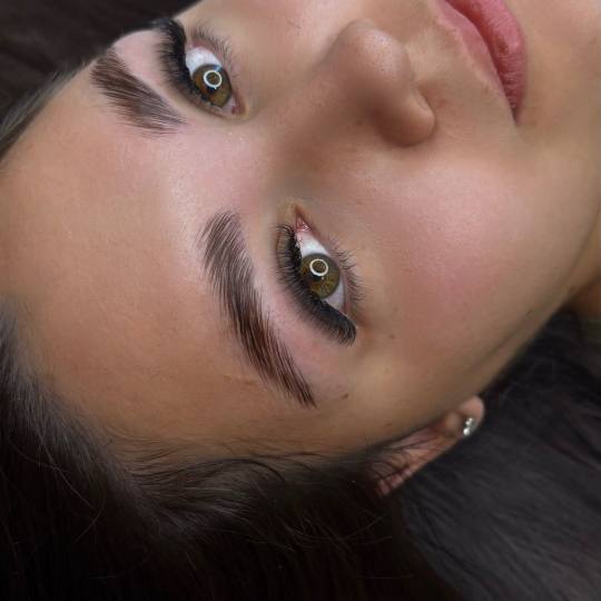 Andrijana beauty studio #nis Obrve Brow lift