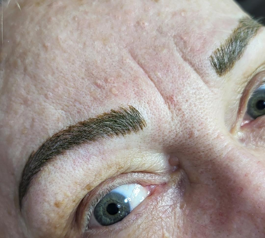 Čarli #beograd Trajna šminka Japansko iscrtavanje obrva + prva korekcija