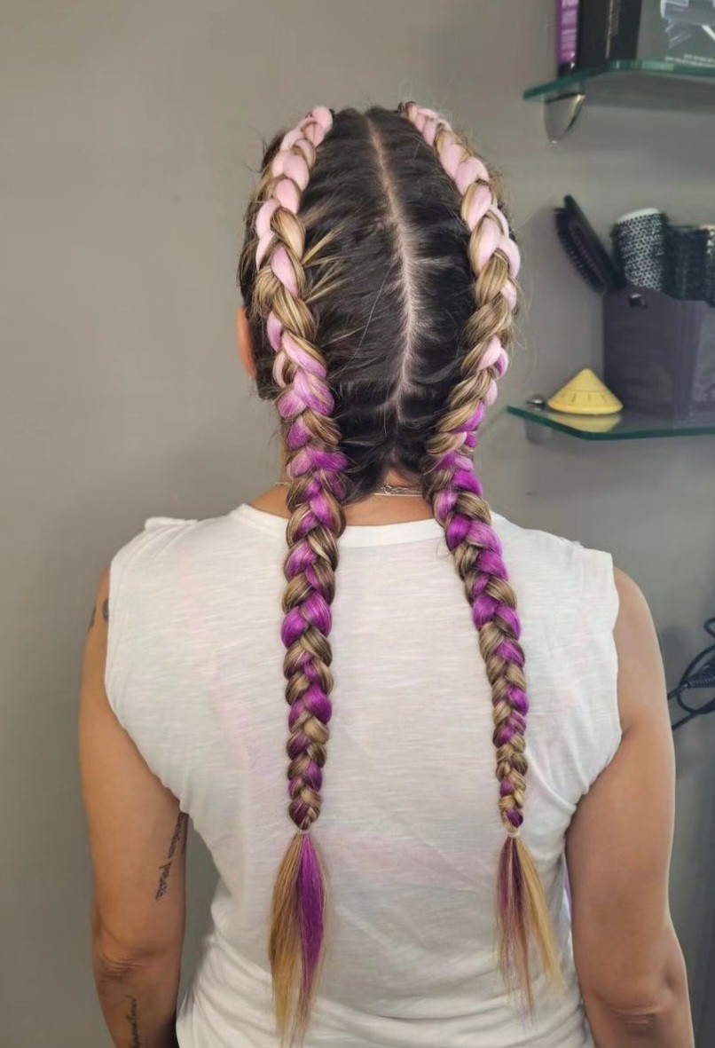 Beauty salon XL Lady #beograd Pletenice, kike, punđe Bokserske pletenice + umetak u boji - 2 komada