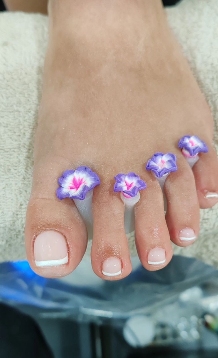 SM Beauty studio #nis Estetski pedikir Estetski pedikir + trajni lak
