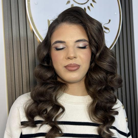 Princess beauty #nis Make-up / šminkanje Profesionalno šminkanje + veštačke trepavice Sminka i f