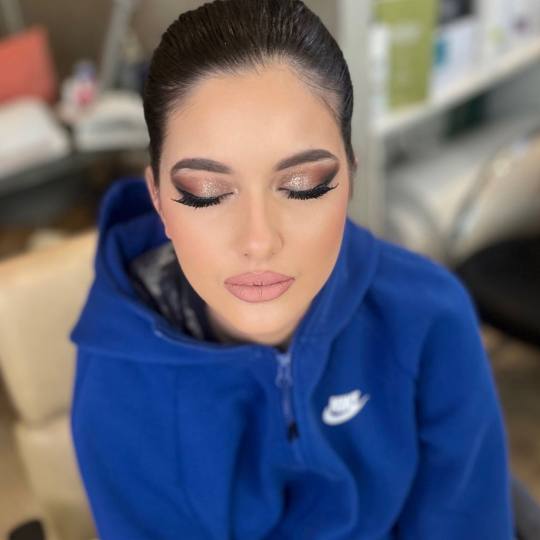 Bibi beauty centar #beograd Make-up / šminkanje Profesionalno šminkanje + veštačke trepavice mak