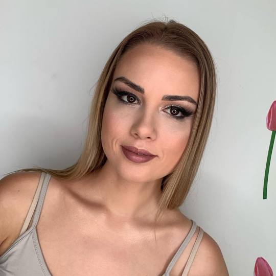 M Studio 0303 #novisad Make-up / šminkanje Profesionalno šminkanje + veštačke trepavice