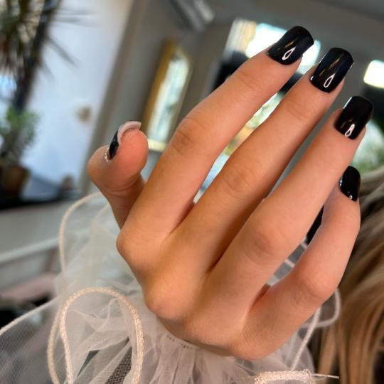 Esthetique Privé #beograd Izlivanje noktiju Korekcija izlivanja noktiju gelom M dužina