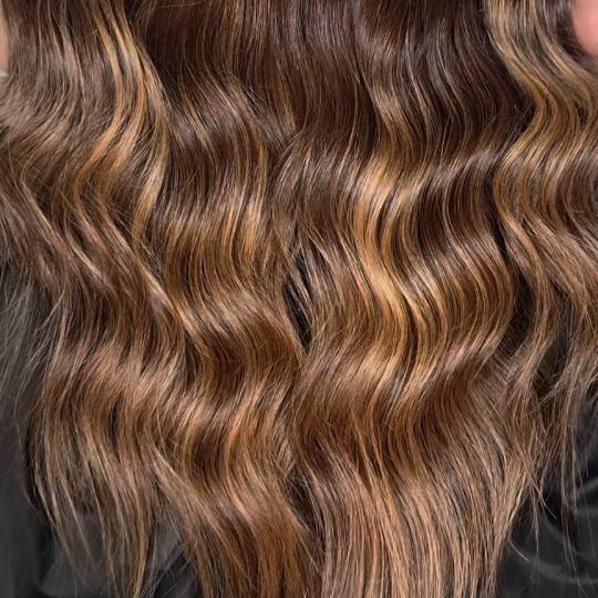Esthetique Privé #beograd Ombre, sombre, balayage Balayage + Preliv +Feniranje + Šišanje +Black C